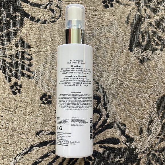 NWT Dr. Brandt hydrating essence - Picture 2 of 2